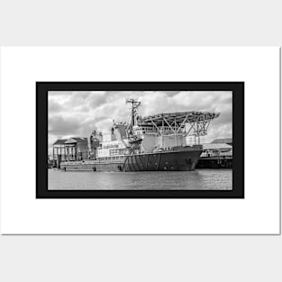 Industrial offshore supply ship moored up in the docks in the seaside town of Great Yarmouth Posters and Art